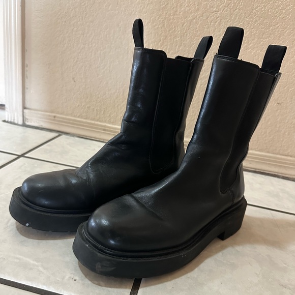H&M Genuine Leather Ankle Boots - Picture 1 of 1